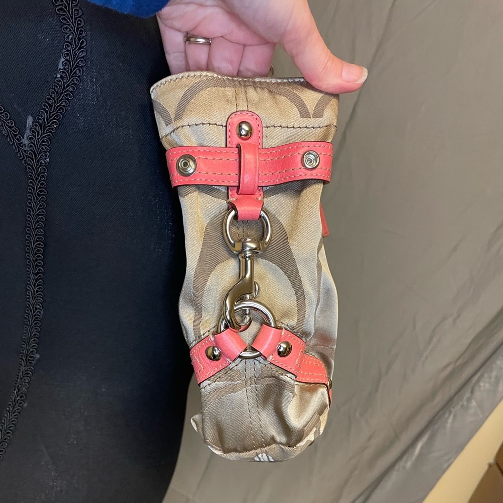 EUC Coach Carly Y2K 2008 Beige and Coral Shoulder Bag - Picture 12 of 16